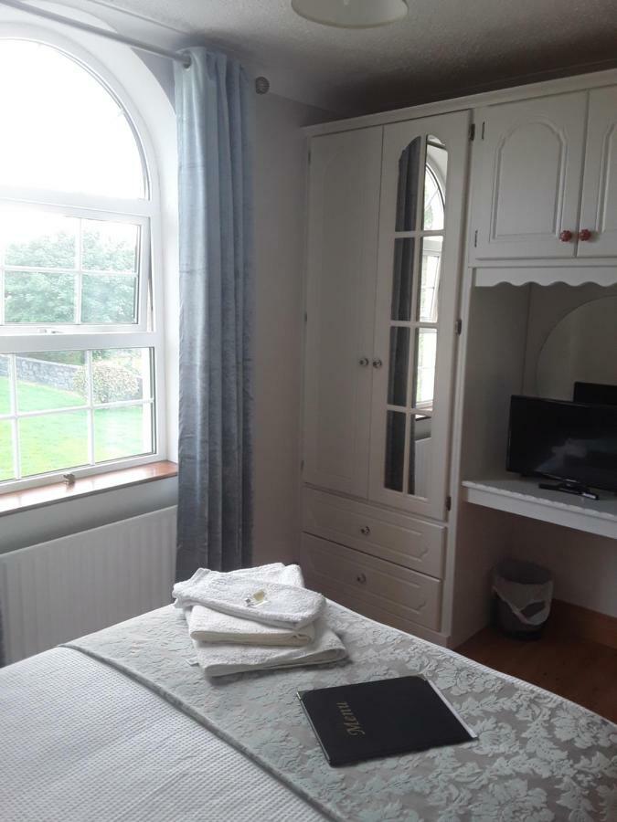 Doonard Manor B&B Craughwell Exteriör bild